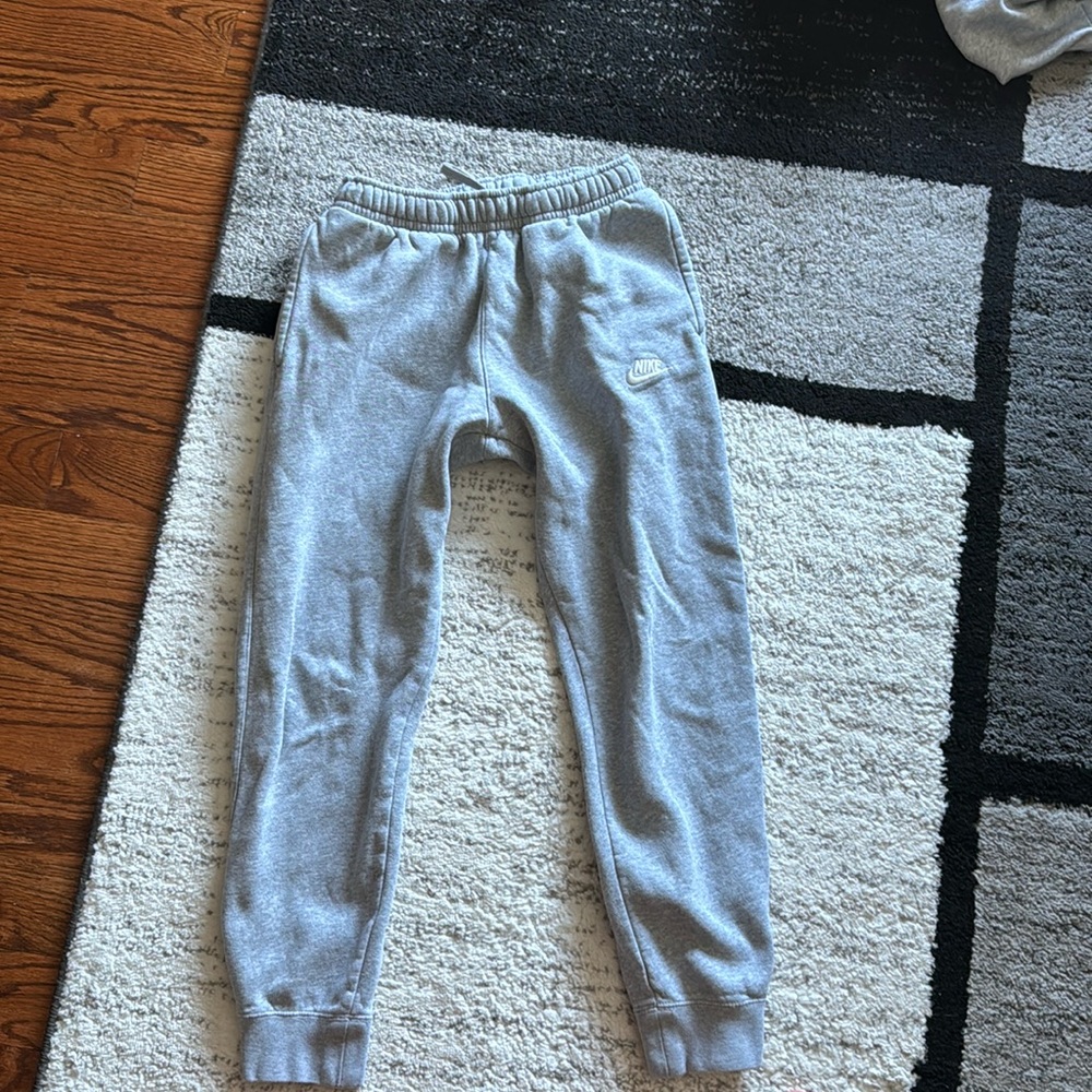Nike grey sweatpants